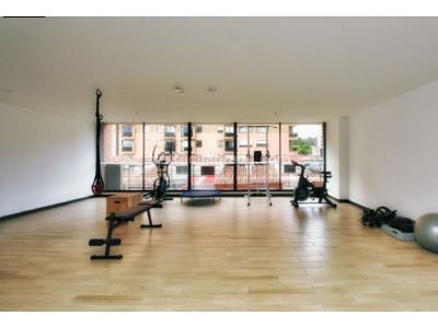 Apartaestudio en venta en Cedritos, Bogotá, 44 m² · foto 3 de 9