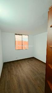 Apartamento de 3 alcobas en venta en Hato Sector I, Funza, 95 m² · foto 9 de 16