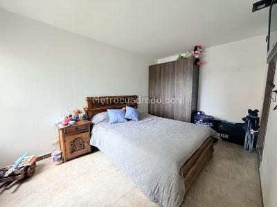 Apartamento en venta en Cr La Estancia Et I, Mosquera · foto 11 de 18