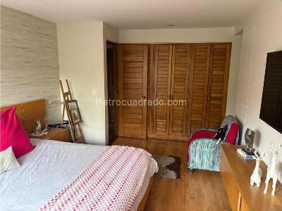Apartamento de 3 alcobas en venta en El Poblado Oviedo, Medellín, 206 m² · foto 7 de 11