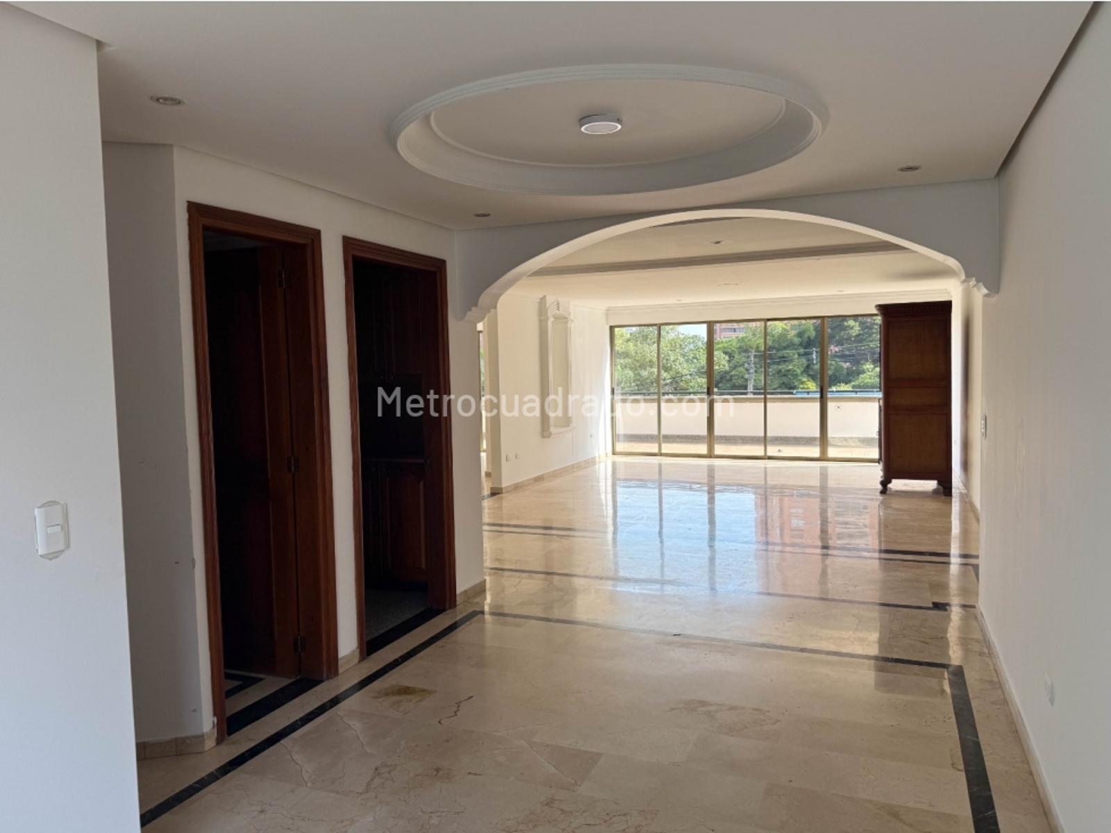Apartamento de 3 habitaciones en venta en Loma de los Parra, Medellín — imagen 1 de 20