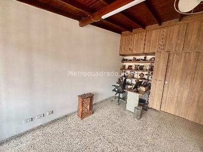 Casa de 4 alcobas en venta en Belen La Nubia, Medellín, 192 m² · foto 13 de 20