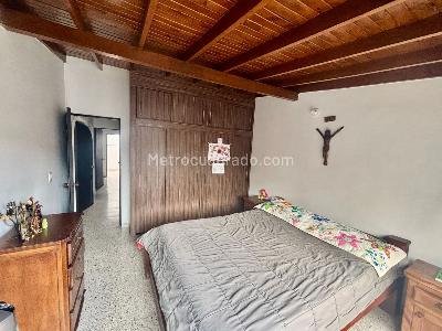Casa de 4 alcobas en venta en Belen La Nubia, Medellín, 192 m² · foto 15 de 20
