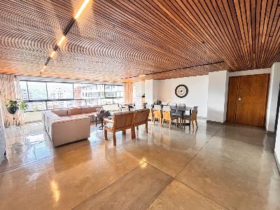 Apartamento de 4 alcobas en venta en Sector El Campestre, Medellín, 334 m² · foto 15 de 20