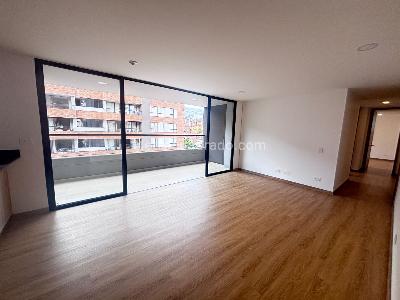 Apartamento de 3 alcobas en venta en Belen Centro, Medellín, 108 m² · foto 2 de 20