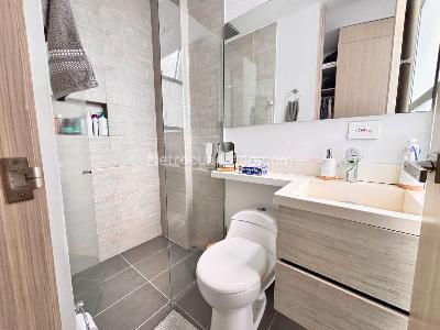 Casa de 3 alcobas en venta en Tres Esquinas, Envigado, 225 m² · foto 7 de 17
