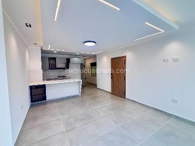 Apartamento de 3 alcobas en venta en La Magnolia, Envigado, 110 m² · foto 3 de 20