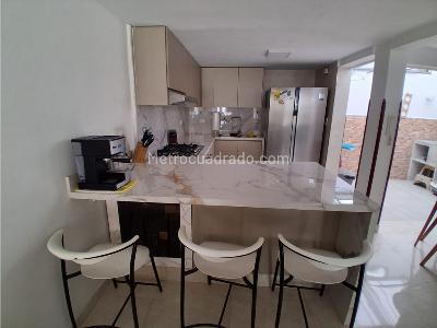 Casa de 4 alcobas en venta en Anillo Vial, Floridablanca, 144 m² · foto 6 de 20