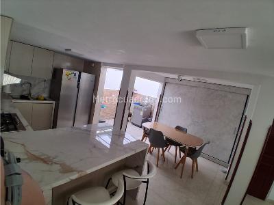 Casa de 4 alcobas en venta en Anillo Vial, Floridablanca, 144 m² · foto 10 de 20