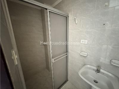 Apartamento de 3 alcobas en venta en Centro, Bucaramanga, 83 m² · foto 10 de 17