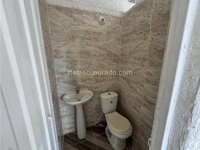 Casa de 5 alcobas en venta en La Castellana, Floridablanca, 300 m² · foto 12 de 20