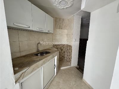 Casa de 5 alcobas en venta en La Castellana, Floridablanca, 300 m² · foto 7 de 20