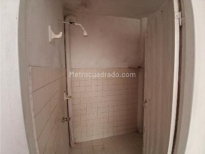 Casa de 5 alcobas en venta en Casco Antiguo, Floridablanca, 364 m² · foto 13 de 20