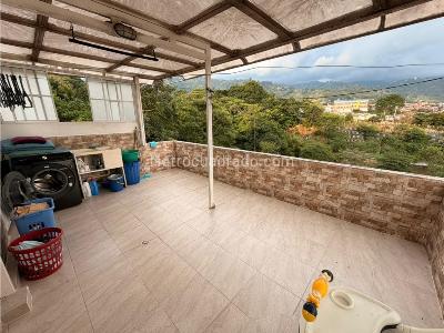 Casa de 3 alcobas en venta en Cacique, Bucaramanga, 52 m² · foto 18 de 20