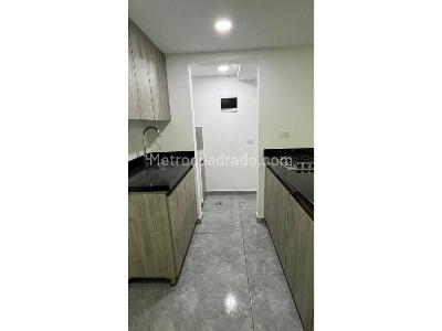 Apartamento de 3 alcobas en venta en Sabaneta, Sabaneta, 56 m² · foto 3 de 14