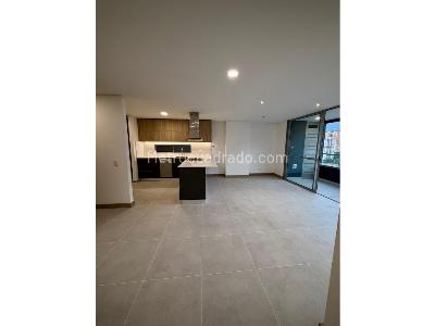 Apartamento en venta en El Poblado, Medellín · foto 4 de 17