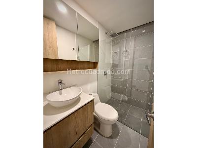 Apartamento en venta en El Poblado, Medellín · foto 7 de 17