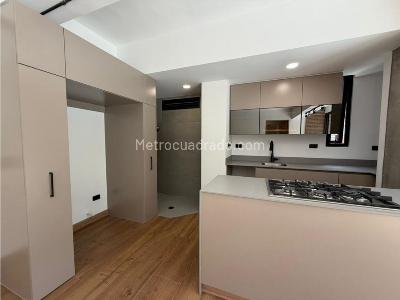 Apartamento de 1 alcoba en venta en El Poblado, Medellín, 74 m² · foto 5 de 20
