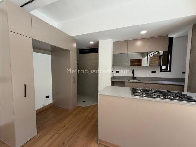 Apartamento de 1 alcoba en venta en El Poblado, Medellín, 74 m² · foto 15 de 20