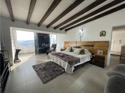 Casa de 5 alcobas en venta en Bello, Bello · foto 19 de 20