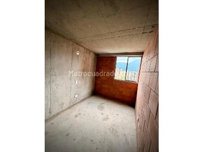Apartamento de 3 alcobas en venta en Santa Ana, Bello, 55 m² · foto 7 de 9