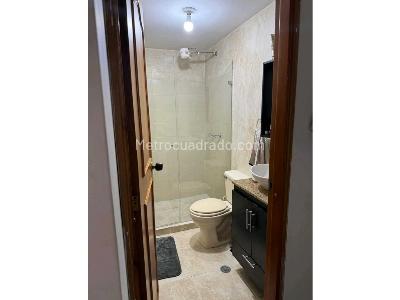 Apartaestudio en venta en La Floresta, Medellín, 35 m² · foto 5 de 5