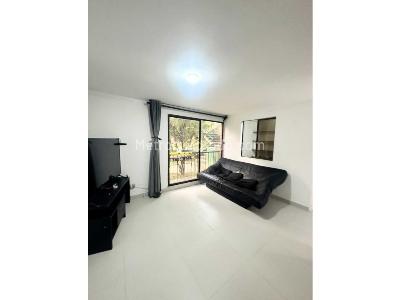 Apartamento de 2 alcobas en venta en Laureles, Medellín, 47 m² · foto 8 de 20