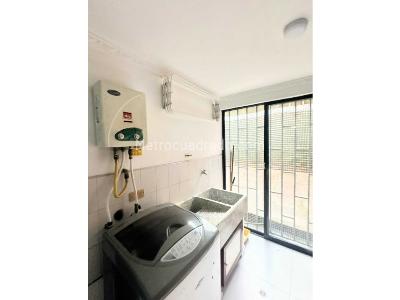 Apartamento de 2 alcobas en venta en Laureles, Medellín, 47 m² · foto 11 de 20
