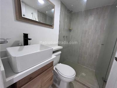 Apartamento de 2 alcobas en venta en Laureles, Medellín, 47 m² · foto 18 de 20