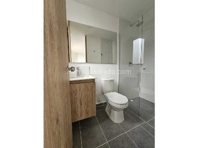 Apartamento de 3 alcobas en venta en Envigado, Envigado, 61 m² · foto 10 de 15