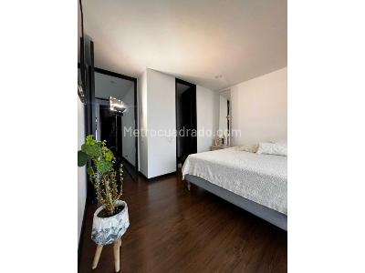 Apartamento de 3 alcobas en venta en El Poblado, Medellín, 189 m² · foto 2 de 7