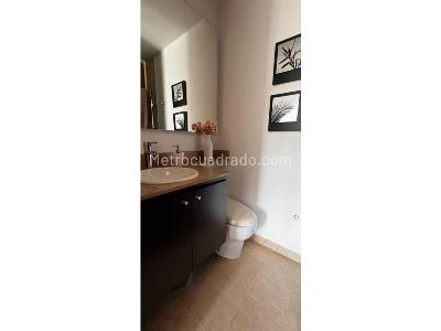 Apartamento de 3 alcobas en venta en El Poblado, Medellín, 189 m² · foto 5 de 7