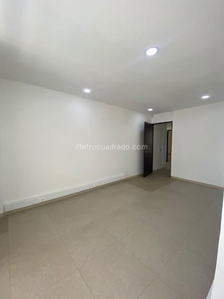Oficina en Arriendo, Limonar, Cali - Más