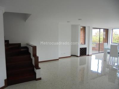 Apartamento de 2 alcobas en venta en Bellavista, Cali, 120 m² · foto 4 de 20