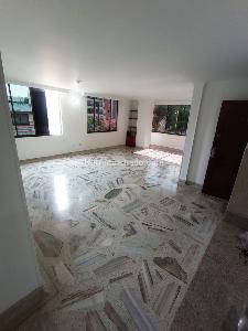 Apartamento en venta en La Flora, Cali · foto 2 de 16