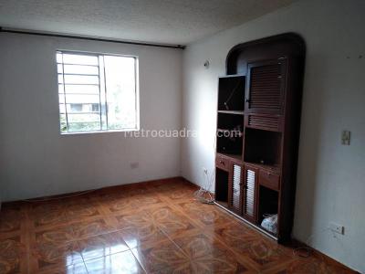 Apartamento de 3 alcobas en venta en Primero De Mayo, Cali, 50 m² · foto 4 de 19