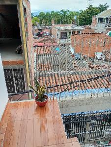 Casa de 5 alcobas en venta en Valle Grande, Cali, 230 m² · foto 5 de 6