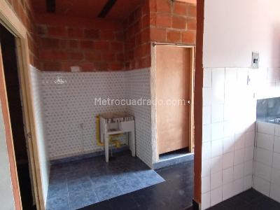 Apartamento de 2 alcobas en arriendo en El Jardin, Cali, 60 m² · foto 13 de 14