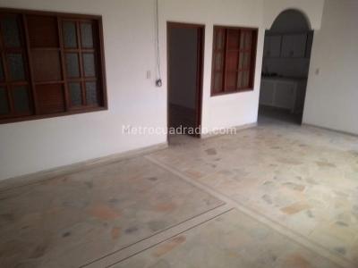 Casa de 5 alcobas en venta en Barrio Nuevo, Palmira, 240 m² · foto 3 de 20