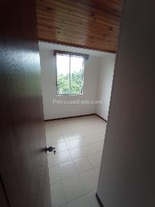 Apartamento en venta en El Limonar, Cali · foto 6 de 19