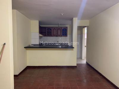 Casa de 2 alcobas en venta en El Lido, Cali, 65 m² · foto 12 de 20