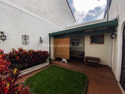 Casa de 4 alcobas en venta en Miraflores, Cali, 400 m² · foto 12 de 20