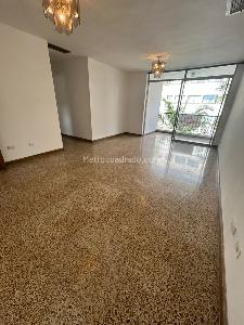 Apartamento en venta en Versalles, Cali · foto 5 de 20