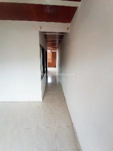 Casa de 5 alcobas en venta en Rozo, Palmira, 300 m² · foto 2 de 8