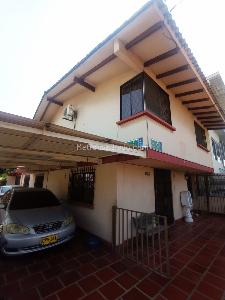 Casa de 4 alcobas en venta en La Flora, Cali, 260 m² · foto 3 de 18