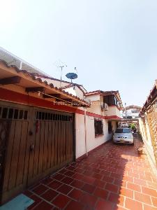 Casa de 4 alcobas en venta en La Flora, Cali, 260 m² · foto 4 de 18