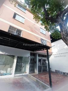 Apartamento de 2 alcobas en venta en El Peñon, Cali, 78 m² · foto 2 de 19