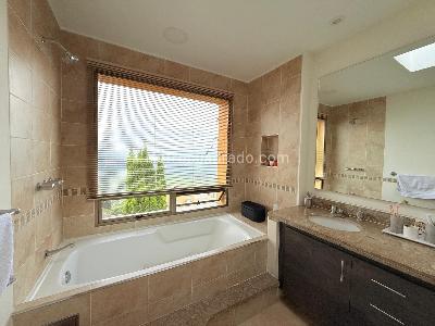 Casa de 3 alcobas en venta en Sindamanoy, Chía, 275 m² · foto 13 de 20