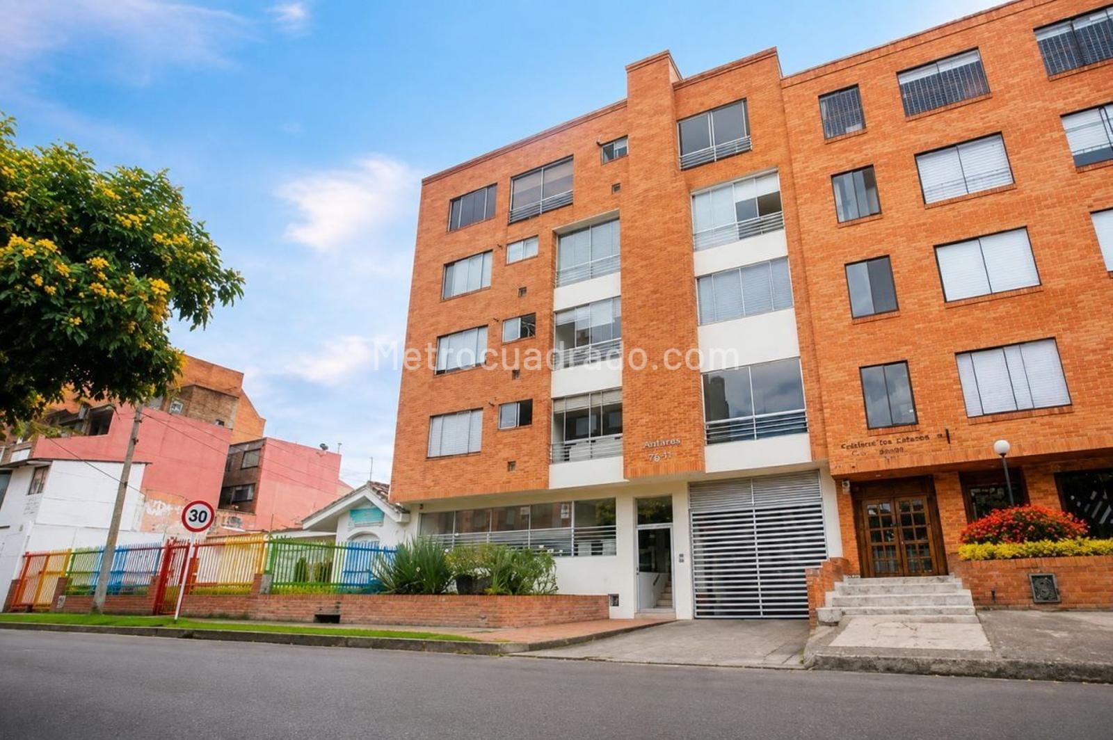 Apartamento de 2 habitaciones en venta en Lisboa, Bogotá — imagen 1 de 19