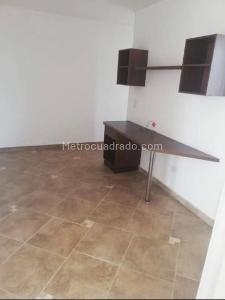 Apartamento de 3 alcobas en venta en Jardin, Neiva, 83 m² · foto 3 de 17